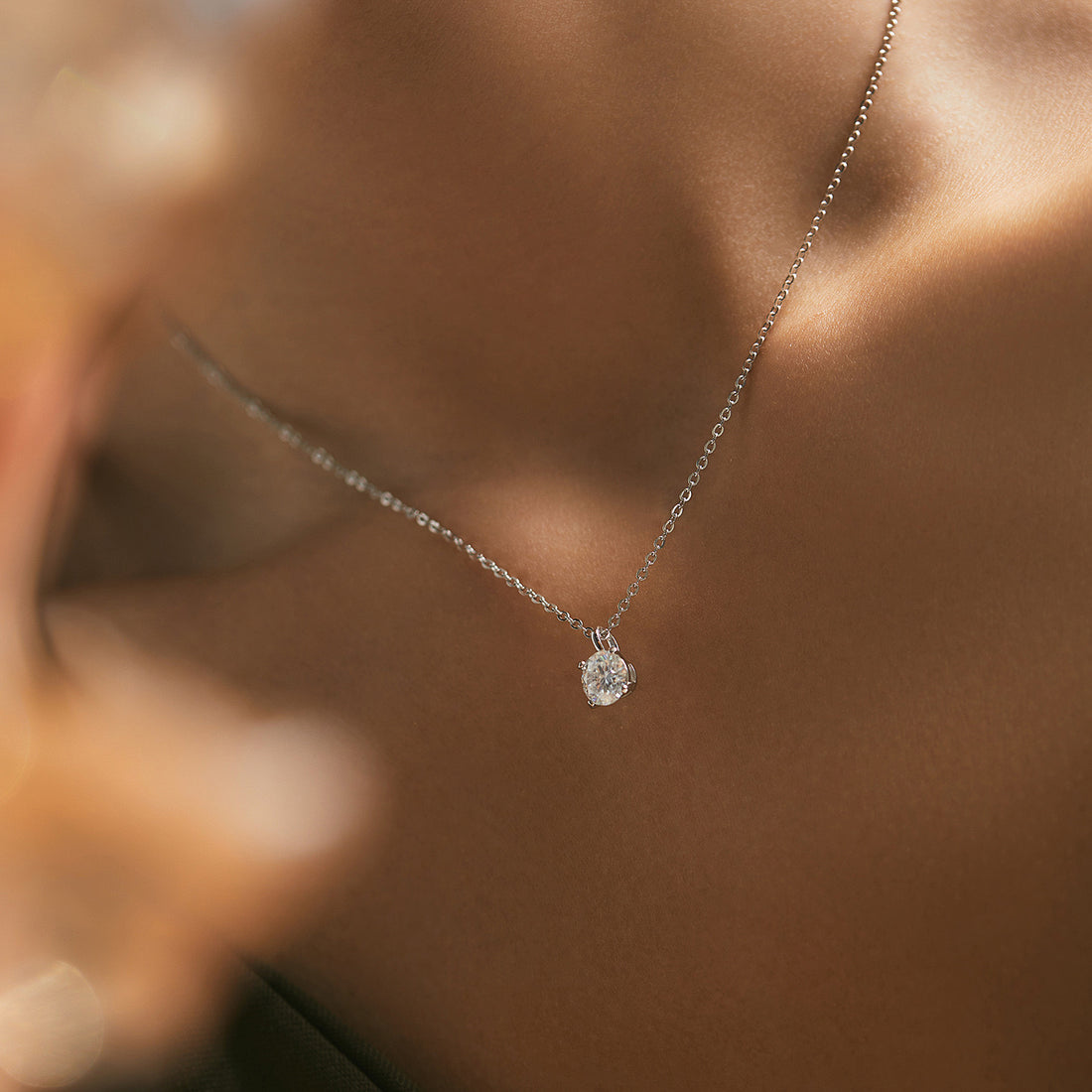1 Carat Moissanite Diamond 925 Sterling Silver Necklace Collarbone Chain - VitriumJewels